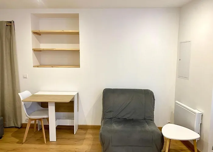 아파트 Studio Avec Toutes Les Commodites Autour *